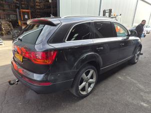 Audi Q7 3.0 TDI V6 24V Épave (2007, Gris)