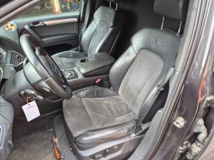 Audi Q7 3.0 TDI V6 24V Épave (2007, Gris)