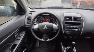 Mitsubishi ASX 1.6 MIVEC 16V Samochód złomowany (2010, Czarny)