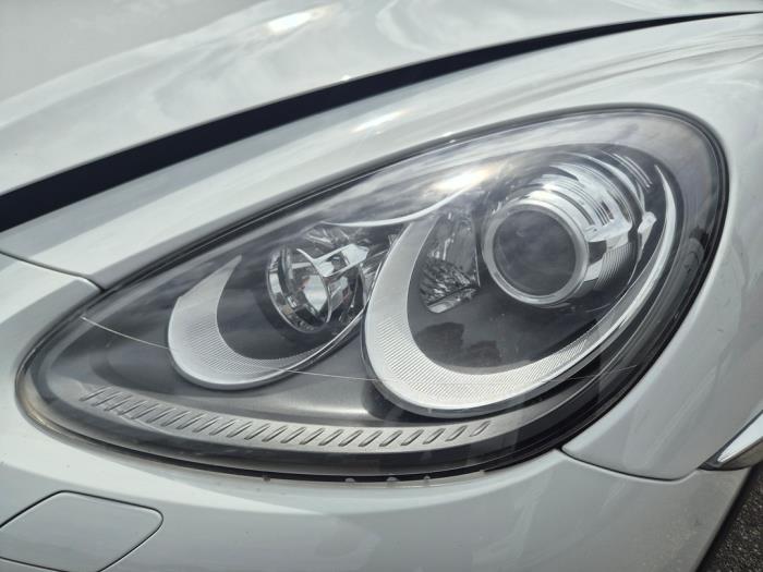 Porsche Cayenne II 4.8 V8 32V S Vehículo de desguace (2012, Blanco)