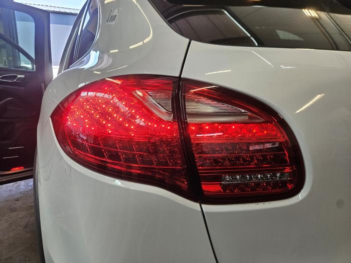 Porsche Cayenne II 4.8 V8 32V S Vehículo de desguace (2012, Blanco)