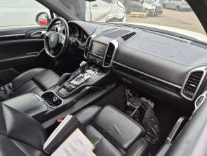 Porsche Cayenne II 4.8 V8 32V S Vehículo de desguace (2012, Blanco)