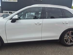 Porsche Cayenne II 4.8 V8 32V S Vehículo de desguace (2012, Blanco)