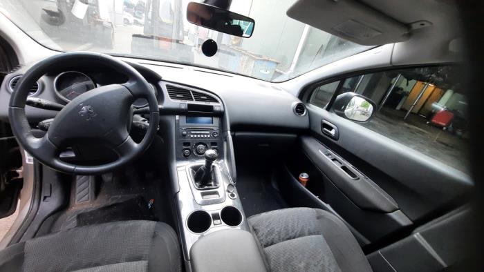 Peugeot 3008 I 1.6 VTI 16V Vehículo de desguace (2011, Gris)