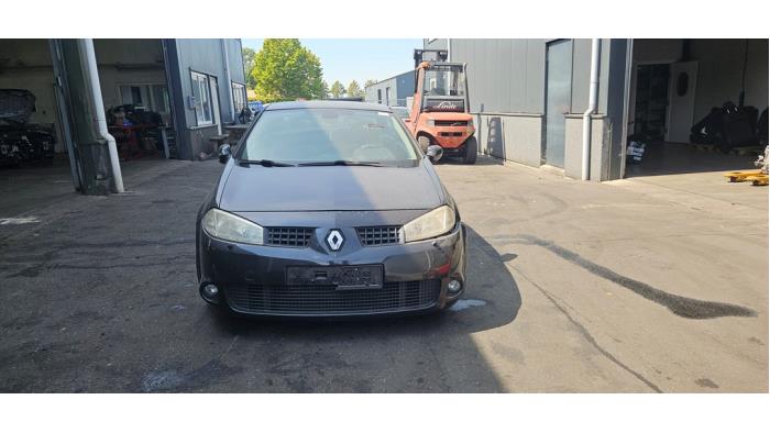 Renault Megane II CC 2.0 16V  (Desguace)