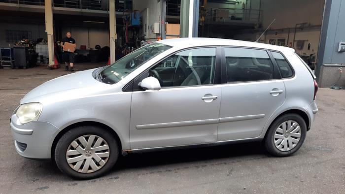 Volkswagen Polo IV 1.2 12V Vehículo de desguace (2006, Gris)