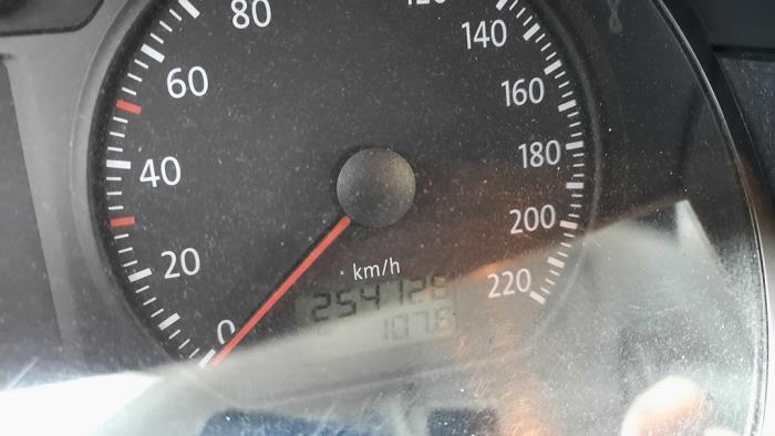 Volkswagen Polo IV 1.2 12V Vehículo de desguace (2006, Gris)