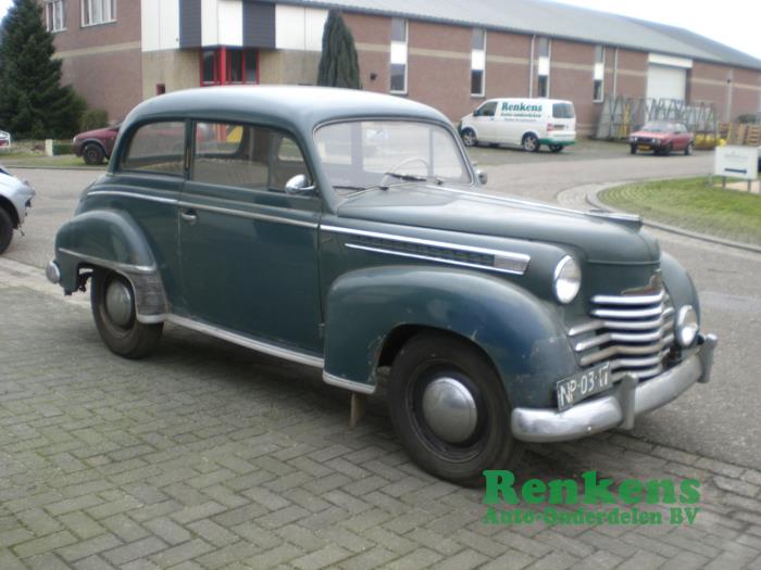 Opel Coche dañado (1952, Gris)