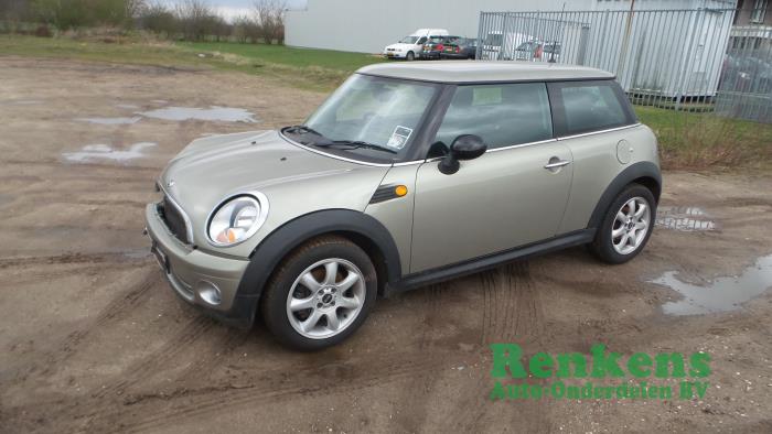 Mini Mini R56 14 16v One Salvage Year Of Construction 2008
