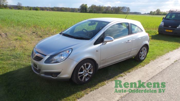 Opel Corsa D 1 4 16v Twinport Salvage Year Of Construction 08 Colour Silver Proxyparts Com