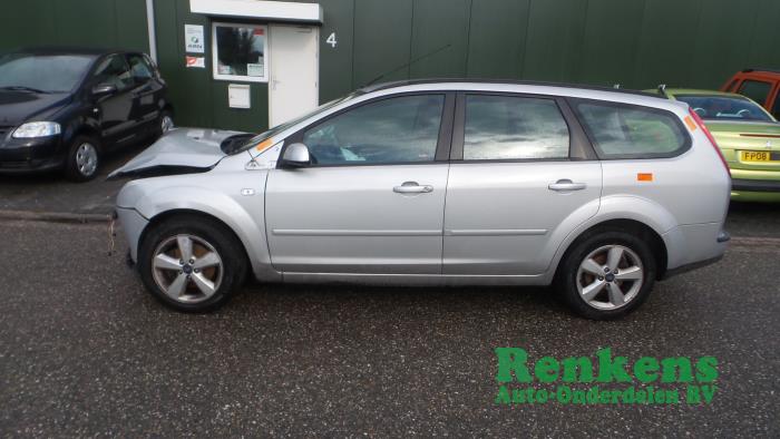 Ford Focus Ii Wagon 1 8 16v Schrott Baujahr 2008 Farbe