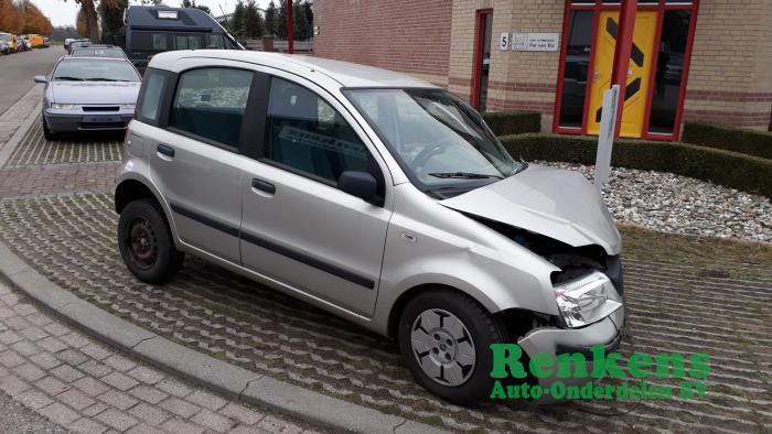 Fiat Panda 169 1 1 Fire Salvage Year Of Construction 06 Colour Silver Proxyparts Com