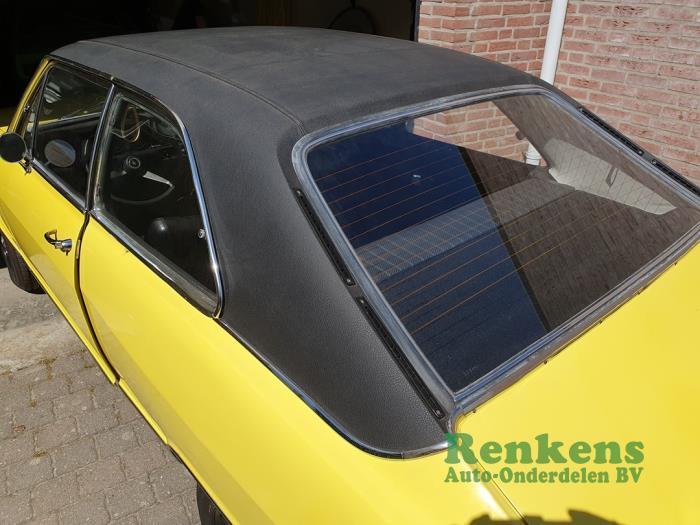 Opel Kadett Coche dañado (1969, Amarillo)