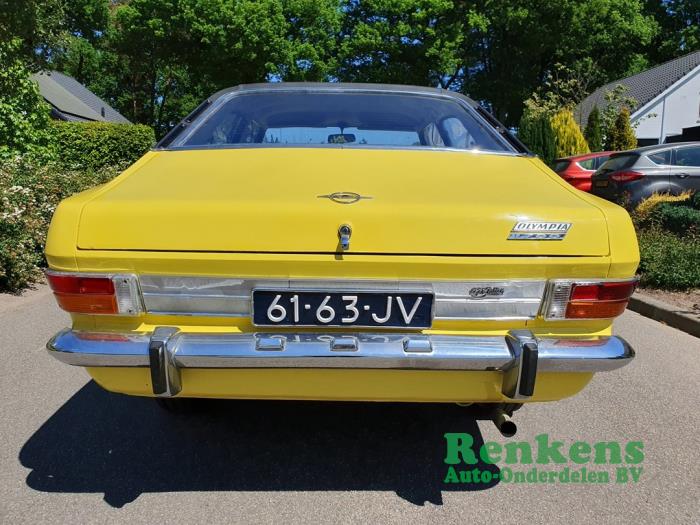 Opel Kadett Coche dañado (1969, Amarillo)