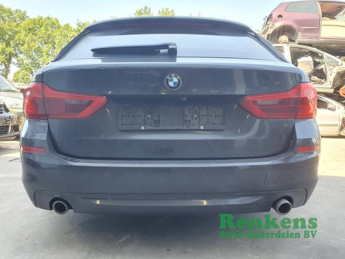 BMW 5 serie Touring 523d 2.0 TwinPower Turbo 16V Salvage vehicle (2017, Gray)