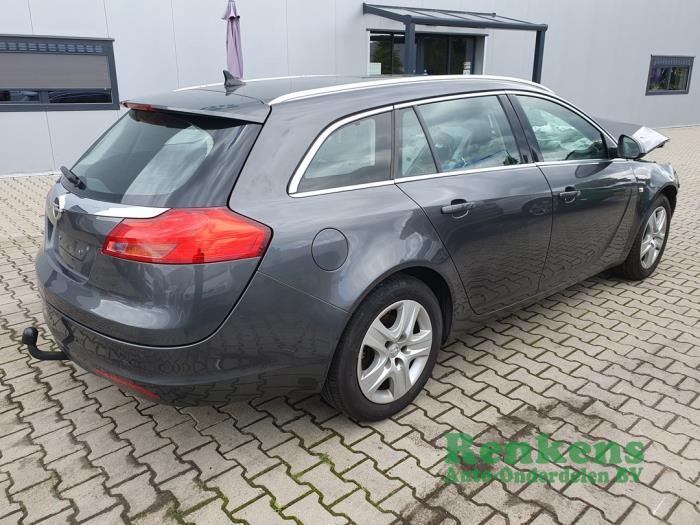 Opel Insignia Sports Tourer 1.8 16V Ecotec Épave (2011, Gris)