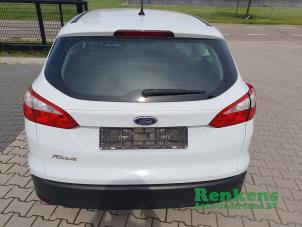 Ford Focus 3 Wagon 1.6 Ti-VCT 16V 105 Épave (2013, Blanc)