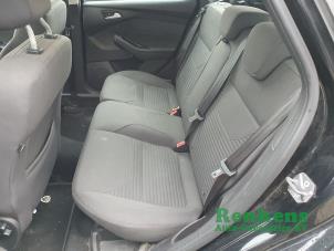 Ford Focus 3 Wagon 1.0 Ti-VCT EcoBoost 12V 125 Samochód złomowany (2015, Czarny)