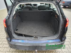 Ford Focus 3 Wagon 1.0 Ti-VCT EcoBoost 12V 125 Samochód złomowany (2015, Czarny)