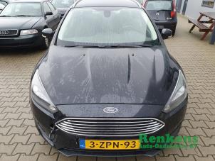 Ford Focus 3 Wagon 1.0 Ti-VCT EcoBoost 12V 125 Samochód złomowany (2015, Czarny)