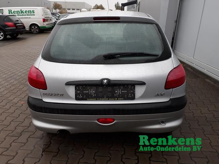 Peugeot 206 1.1 XN,XR Salvage vehicle (2000, Silver)