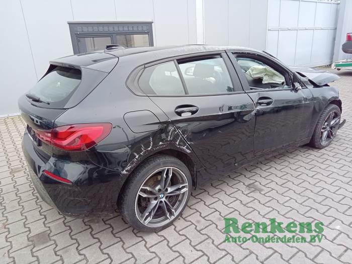 BMW 1 serie 116d 1.5 12V TwinPower Épave (2020, Noir)