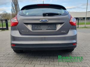 Ford Focus 3 1.0 Ti-VCT EcoBoost 12V 100 Épave (2012, Brun)