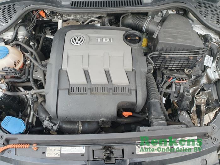 Volkswagen Polo V 1.2 TDI 12V BlueMotion Vehículo de desguace (2011, Plateado)