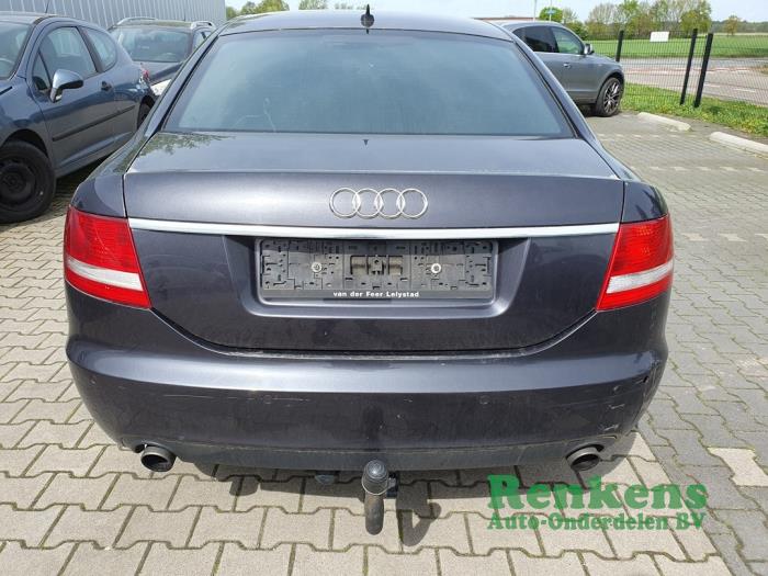 Audi A6 2.4 V6 24V Épave (2006, Anthracite)