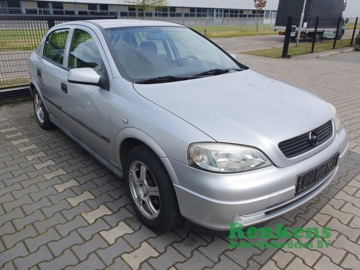 Opel Astra G 1.6 Samochód złomowany (1999, Srebrny)
