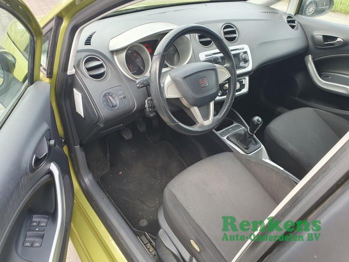 Seat Ibiza IV 1.6 16V Salvage vehicle (2009, Green)