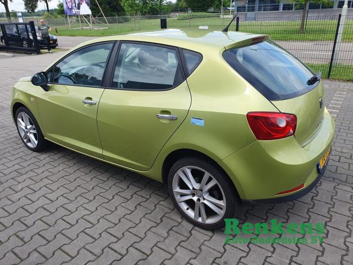 Seat Ibiza IV 1.6 16V Salvage vehicle (2009, Green)
