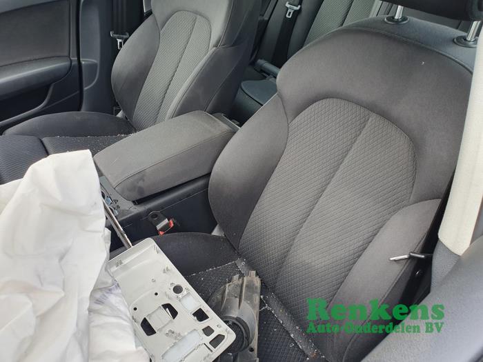 Audi A6 Avant 2.0 TFSI 16V Samochód złomowany (2014, Czarny)