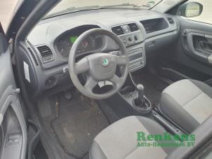 Skoda Fabia II 1.2i Épave (2011, Noir)