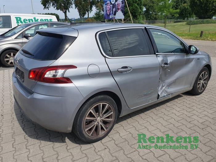 Peugeot 308 1.2 12V e-THP PureTech 110 Épave (2015, Gris)