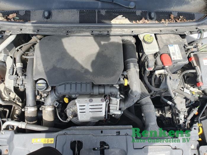 Peugeot 308 1.2 12V e-THP PureTech 110 Épave (2015, Gris)