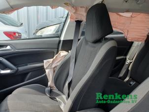 Peugeot 308 1.2 12V e-THP PureTech 110 Épave (2015, Gris)