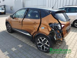 Renault Captur I 1.2 TCE 16V EDC Épave (2017, Orange)