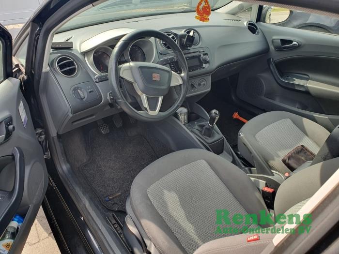 Seat Ibiza IV SC 1.4 16V Épave (2009, Noir)