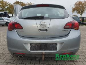 Opel Astra J 1.6 Turbo 16V Samochód złomowany (2010, Szary)