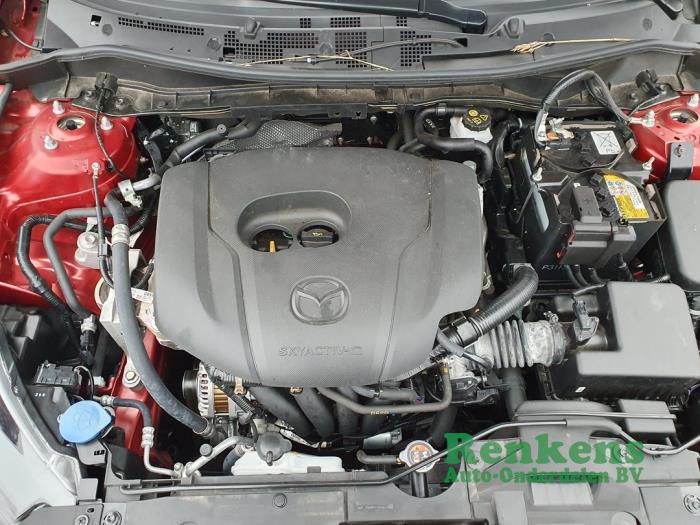Mazda 2 1.5 SkyActiv-G 90 Épave (2023, Métallisé, Rouge)