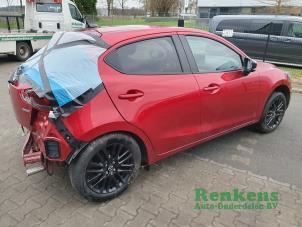 Mazda 2 1.5 SkyActiv-G 90 Épave (2023, Métallisé, Rouge)