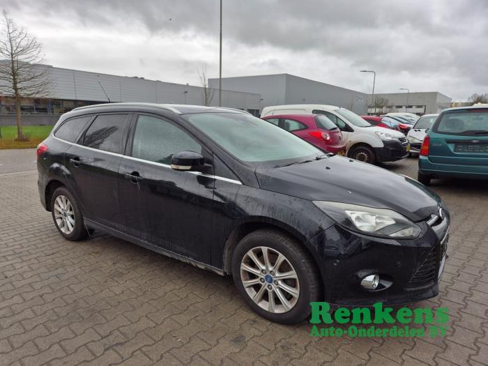 Ford Focus 3 Wagon 1.6 SCTi 16V Samochód złomowany (2012, Czarny)