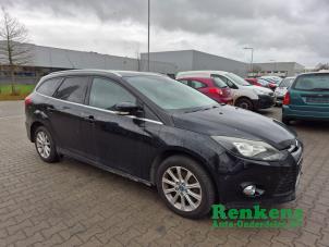 Ford Focus 3 Wagon 1.6 SCTi 16V Samochód złomowany (2012, Czarny)