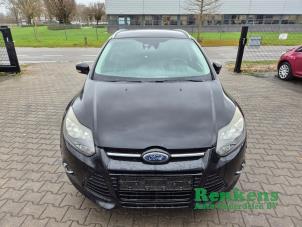 Ford Focus 3 Wagon 1.6 SCTi 16V Samochód złomowany (2012, Czarny)