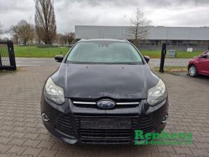 Ford Focus 3 Wagon 1.6 SCTi 16V Samochód złomowany (2012, Czarny)