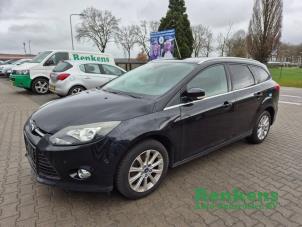 Ford Focus 3 Wagon 1.6 SCTi 16V Samochód złomowany (2012, Czarny)