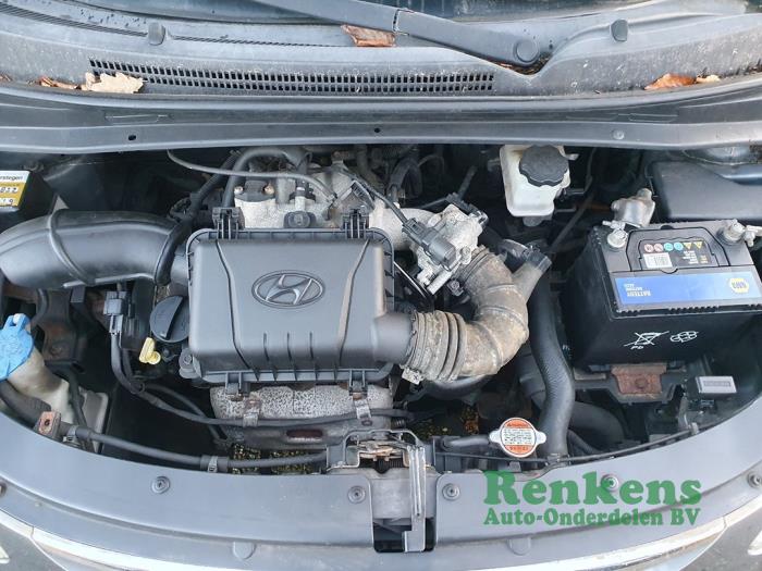 Hyundai i10 1.1i 12V Skrotfordon (2010, GRIJS)