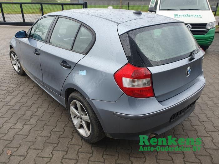 BMW 1 serie 116i 1.6 16V Skrotfordon (2005, LICHT BLAUW)
