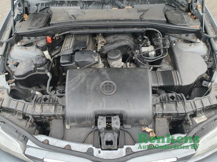 BMW 1 serie 116i 1.6 16V Skrotfordon (2005, LICHT BLAUW)